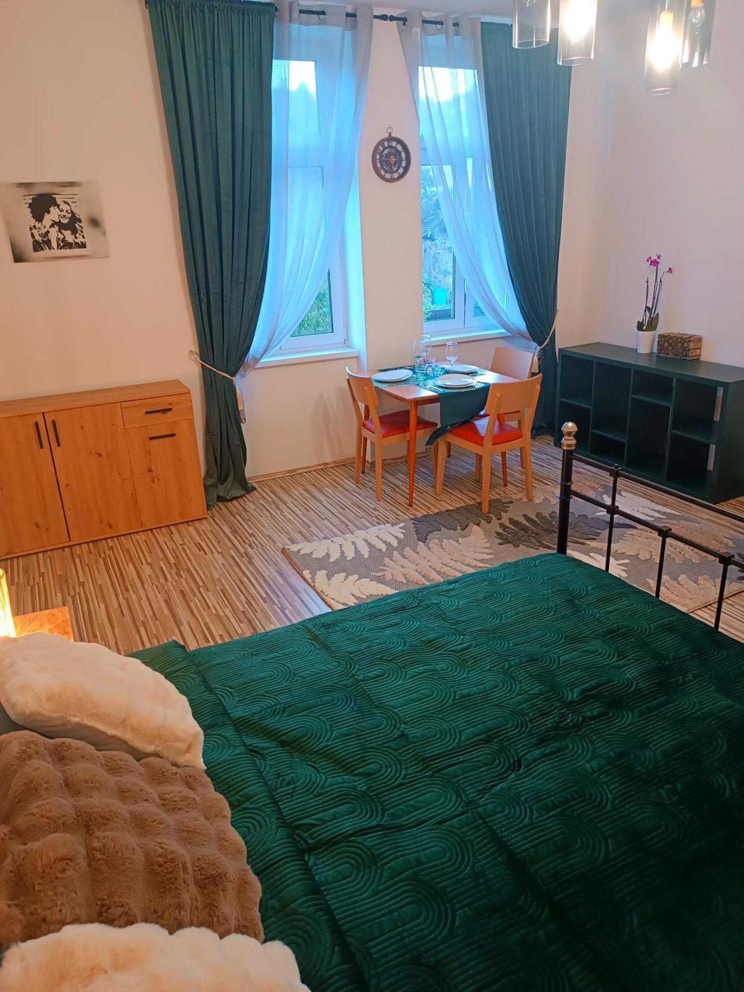 Family Apartments Center Of Muerzzuschlag Екстер'єр фото
